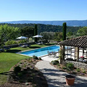 https://lamandiere-gordes.fr-provencehotel.com
